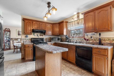 Tiny photo for 504 Augusta Drive, Chatham, IL 62629 (MLS # 12609147)