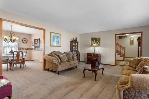 Tiny photo for 504 Augusta Drive, Chatham, IL 62629 (MLS # 12609147)