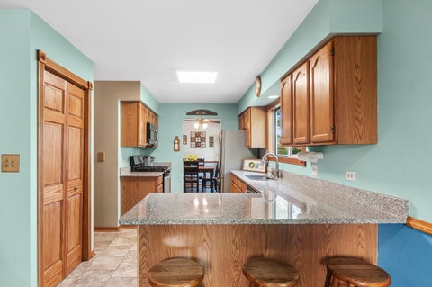 Tiny photo for 677 Windemere Lane, Carol Stream, IL 60188 (MLS # 12749472)