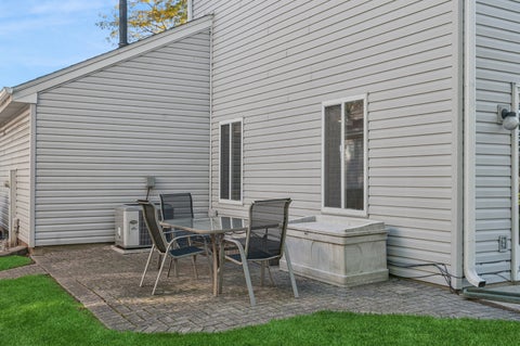Tiny photo for 677 Windemere Lane, Carol Stream, IL 60188 (MLS # 12749472)