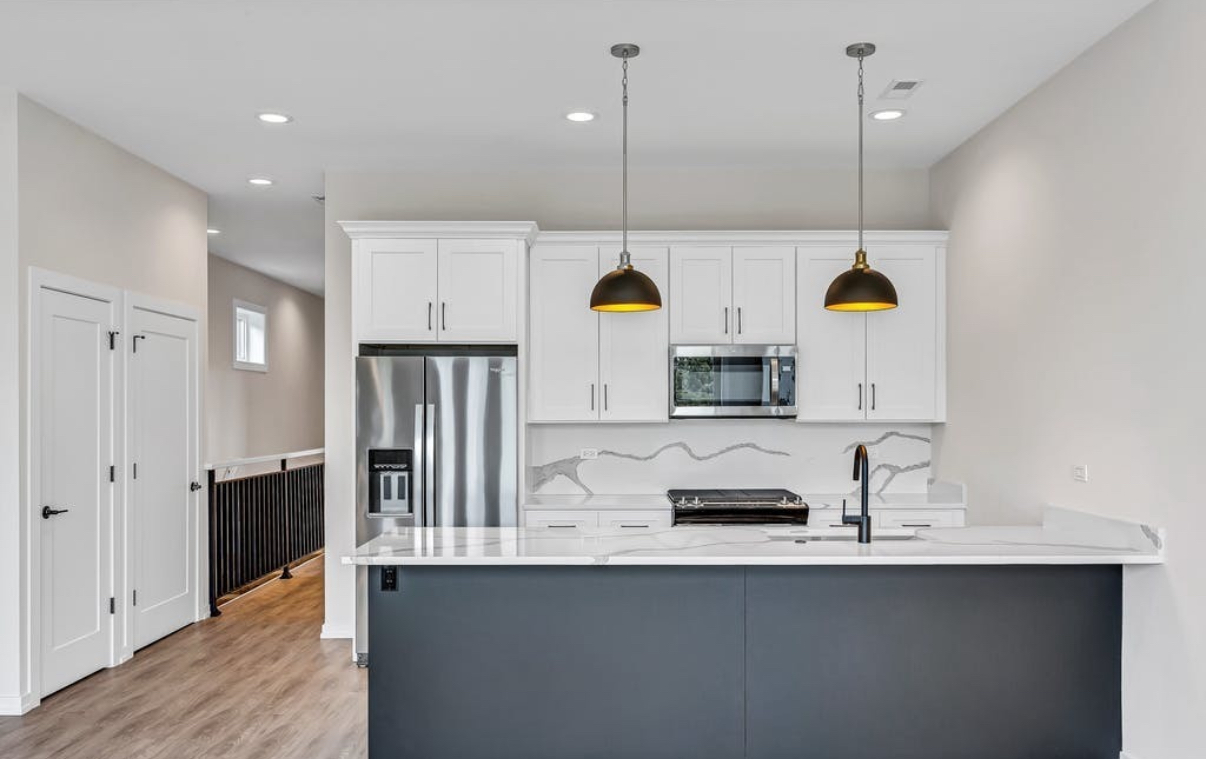 4906 S Saint Lawrence Avenue