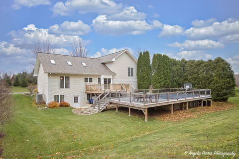 A home in Island Lake