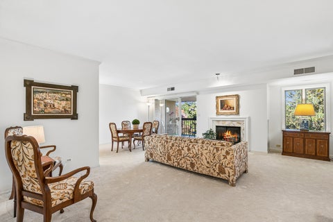 Tiny photo for 207 Rivershire Lane #308, Lincolnshire, IL 60069 (MLS # 12794654)