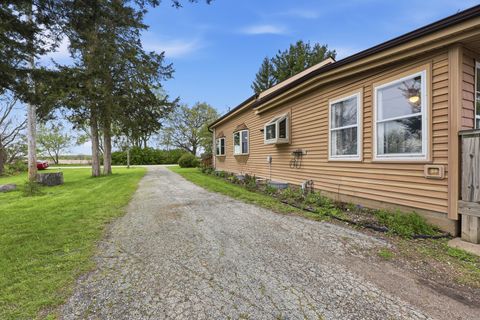 Tiny photo for 5310 Dailette Road, Rockford, IL 61102 (MLS # 12634139)
