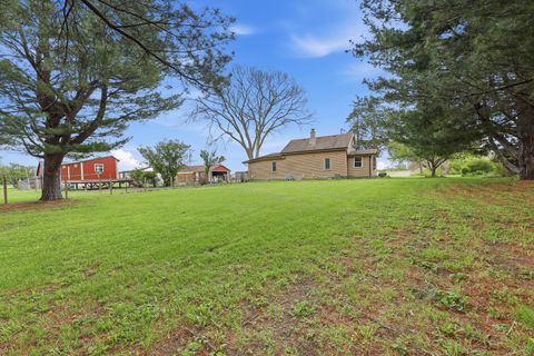 Tiny photo for 5310 Dailette Road, Rockford, IL 61102 (MLS # 12634139)