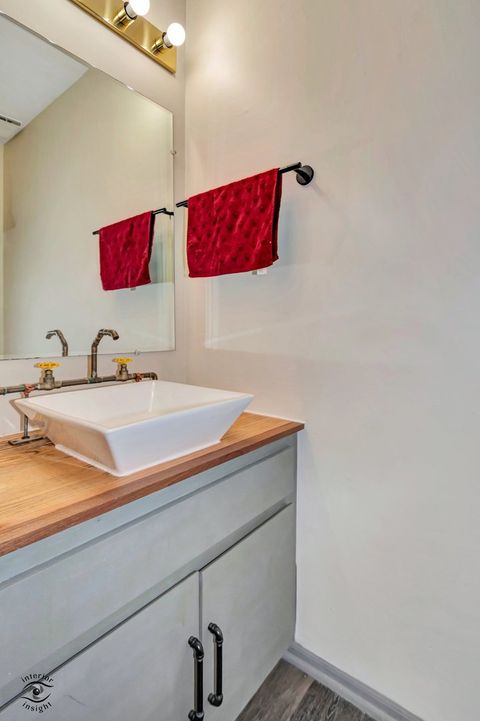 Tiny photo for 14411 Lamon Avenue, Midlothian, IL 60445 (MLS # 12563790)