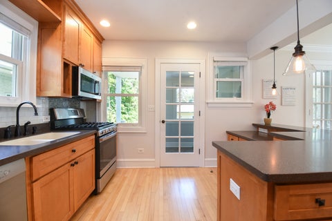 Tiny photo for 830 N Harvey Avenue, Oak Park, IL 60302 (MLS # 12705689)