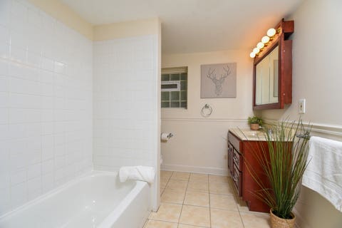 Tiny photo for 830 N Harvey Avenue, Oak Park, IL 60302 (MLS # 12705689)