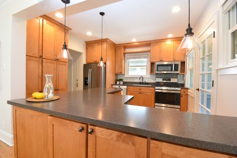 Tiny photo for 830 N Harvey Avenue, Oak Park, IL 60302 (MLS # 12705689)
