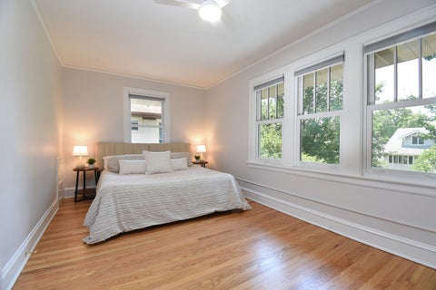 Tiny photo for 830 N Harvey Avenue, Oak Park, IL 60302 (MLS # 12705689)