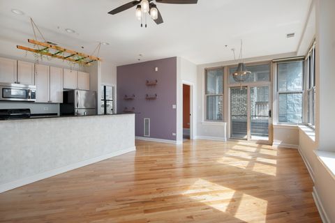 Tiny photo for 3113 W Lawrence Avenue #A302, Chicago, IL 60625 (MLS # 12615154)