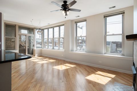 Tiny photo for 3113 W Lawrence Avenue #A302, Chicago, IL 60625 (MLS # 12615154)