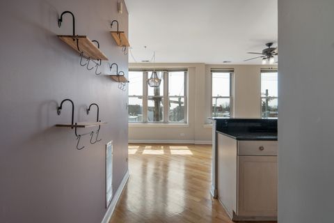 Tiny photo for 3113 W Lawrence Avenue #A302, Chicago, IL 60625 (MLS # 12615154)