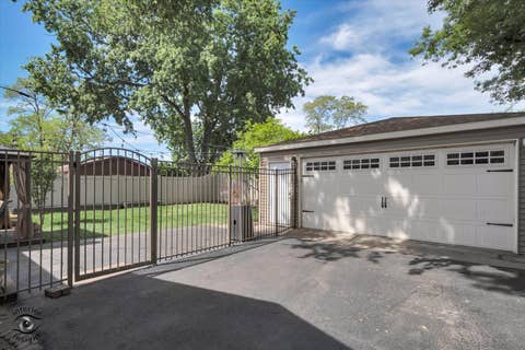 Tiny photo for 12008 S 71st Court, Palos Heights, IL 60463 (MLS # 12706543)