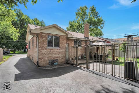 Tiny photo for 12008 S 71st Court, Palos Heights, IL 60463 (MLS # 12706543)