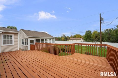 Tiny photo for 5325 28TH Avenue, Moline, IL 61265 (MLS # QC4268758)