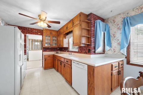 Tiny photo for 5325 28TH Avenue, Moline, IL 61265 (MLS # QC4268758)