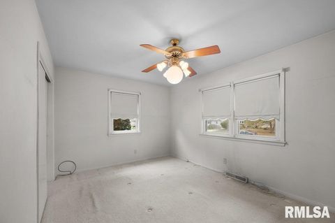 Tiny photo for 5325 28TH Avenue, Moline, IL 61265 (MLS # QC4268758)