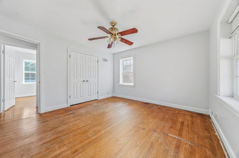 Tiny photo for 9319 S Ridgeway Avenue, Evergreen Park, IL 60805 (MLS # 12503652)