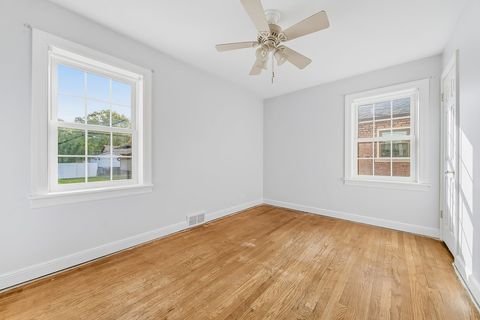 Tiny photo for 9319 S Ridgeway Avenue, Evergreen Park, IL 60805 (MLS # 12503652)