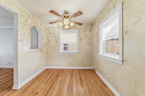 Tiny photo for 9319 S Ridgeway Avenue, Evergreen Park, IL 60805 (MLS # 12503652)