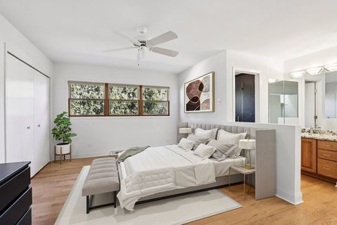 Tiny photo for 2019 E Avon Lane, Arlington Heights, IL 60004 (MLS # 12602441)