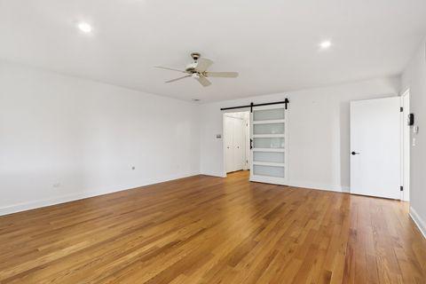 Tiny photo for 2019 E Avon Lane, Arlington Heights, IL 60004 (MLS # 12602441)