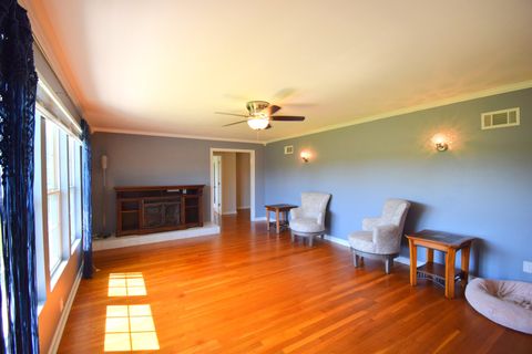 Tiny photo for 7 Fairway Drive, Mt Vernon, IL 62864 (MLS # 12635811)
