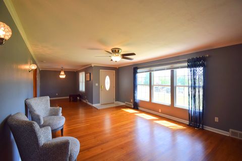 Tiny photo for 7 Fairway Drive, Mt Vernon, IL 62864 (MLS # 12635811)