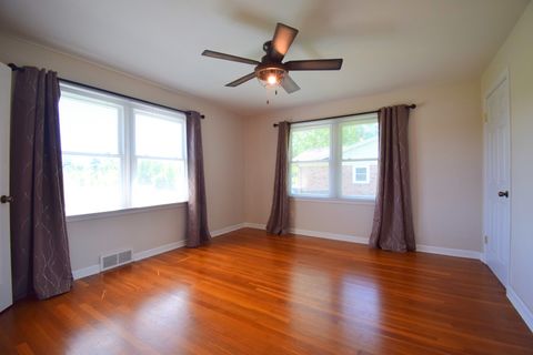 Tiny photo for 7 Fairway Drive, Mt Vernon, IL 62864 (MLS # 12635811)