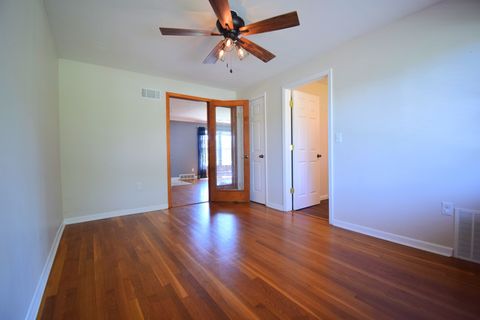 Tiny photo for 7 Fairway Drive, Mt Vernon, IL 62864 (MLS # 12635811)