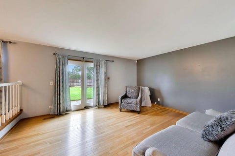 Tiny photo for 951 Wilma Lane, Elk Grove Village, IL 60007 (MLS # 12769649)