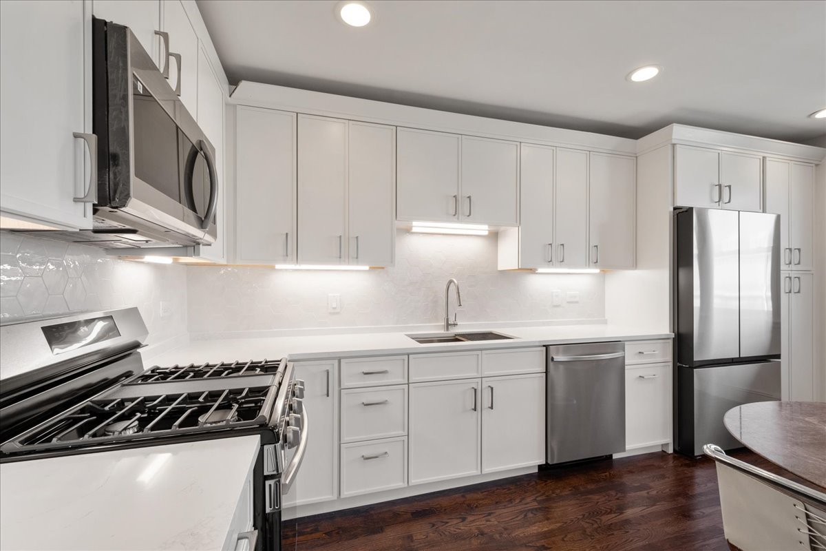 1310 Maple Avenue 5C