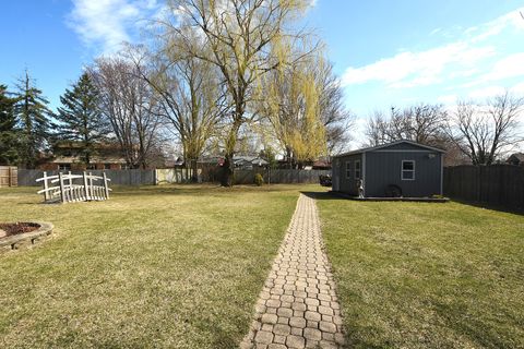 listing image 24