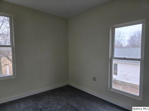 Tiny photo for 820 Center Street, Carthage, IL 62321 (MLS # 12306834)