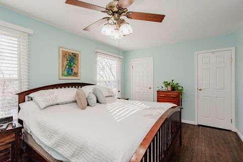 Tiny photo for 1095 Lancaster Court, Hoffman Estates, IL 60169 (MLS # 12567013)