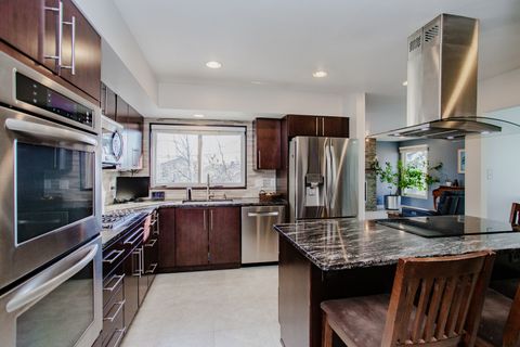 Tiny photo for 1095 Lancaster Court, Hoffman Estates, IL 60169 (MLS # 12567013)