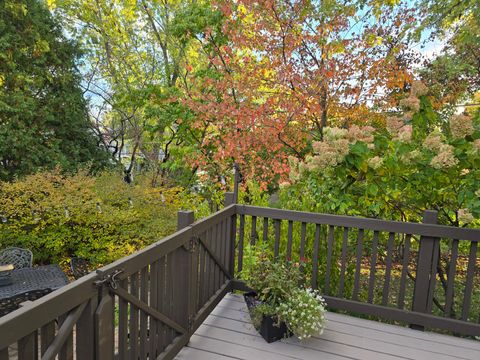 Tiny photo for 1095 Lancaster Court, Hoffman Estates, IL 60169 (MLS # 12567013)
