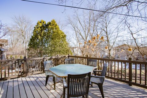 Tiny photo for 1095 Lancaster Court, Hoffman Estates, IL 60169 (MLS # 12567013)