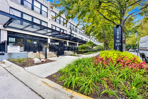 Photo of 1070 W 15th Street #349, Chicago, IL 60608 (MLS # 12597534)