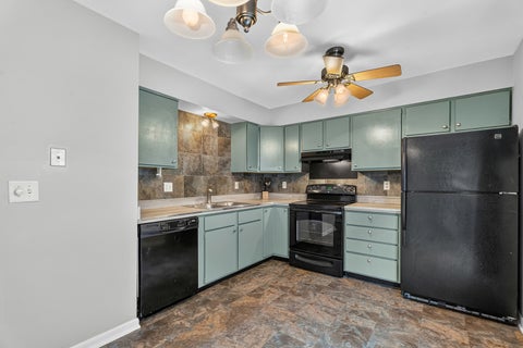 Tiny photo for 613 E 3rd Street #3, Lockport, IL 60441 (MLS # 12711166)