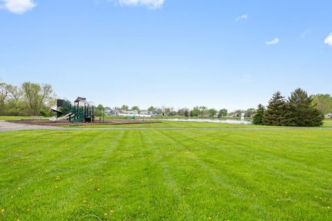 Tiny photo for 7612 W Woodlawn Drive, Frankfort, IL 60423 (MLS # 12629434)