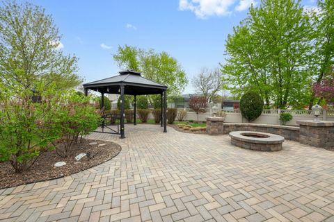Tiny photo for 7612 W Woodlawn Drive, Frankfort, IL 60423 (MLS # 12629434)
