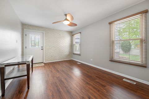 Tiny photo for 7612 W Woodlawn Drive, Frankfort, IL 60423 (MLS # 12629434)