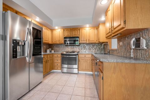 Tiny photo for 7612 W Woodlawn Drive, Frankfort, IL 60423 (MLS # 12629434)