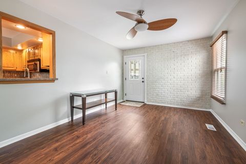 Tiny photo for 7612 W Woodlawn Drive, Frankfort, IL 60423 (MLS # 12629434)