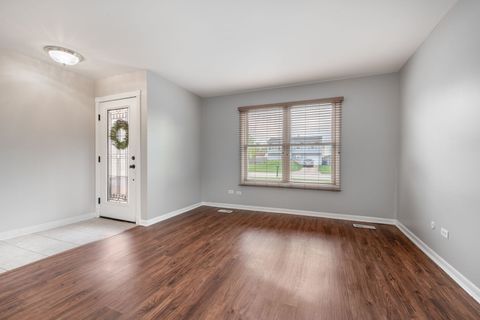 Tiny photo for 7612 W Woodlawn Drive, Frankfort, IL 60423 (MLS # 12629434)