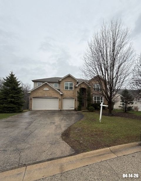 Photo of 5650 BRENTWOOD Drive, Hoffman Estates, IL 60192 (MLS # 12630297)