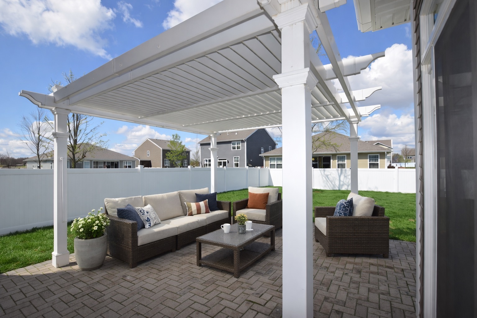 6816 Cobble Springs Lane