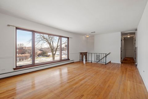 Tiny photo for 15340 Maple Drive, Oak Forest, IL 60452 (MLS # 12520351)